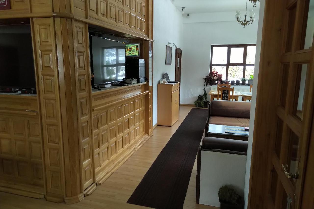 Apartments And Rooms Vicko Brzeće Exterior foto